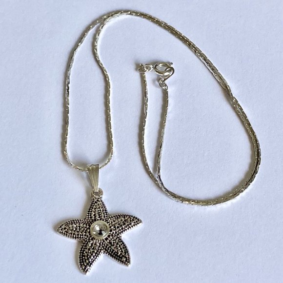 Starfish Necklace Crystal Silver Tone Nautical Island Sea Life 18" Plated - Picture 9 of 11